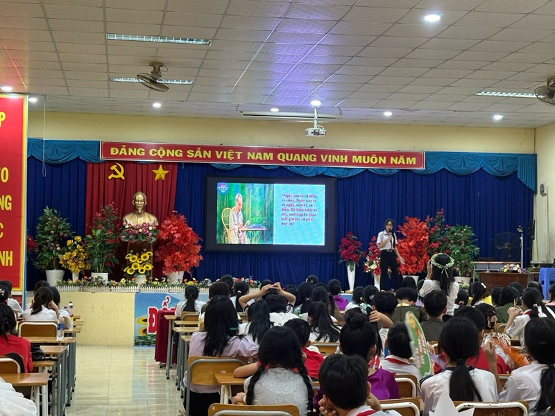Học sinh tham gia vòng 2 học sinh giỏi - giải thưởng Sao Khuê năm học 2023-2024