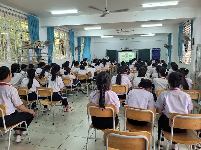 Trường THCS Hiệp An Tổ Chức Tập Huấn Chuyên Đề “Bảo Vệ, Chăm Sóc Trẻ Em” Cho Học Sinh