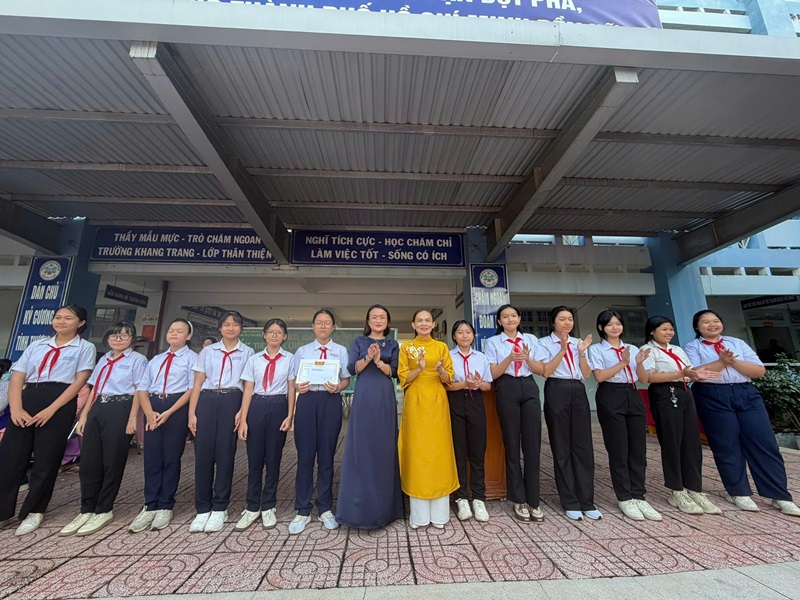Liên Đội THCS Trần Bình Trọng Tổ Chức Sinh Hoạt Chủ Đề Tháng 9